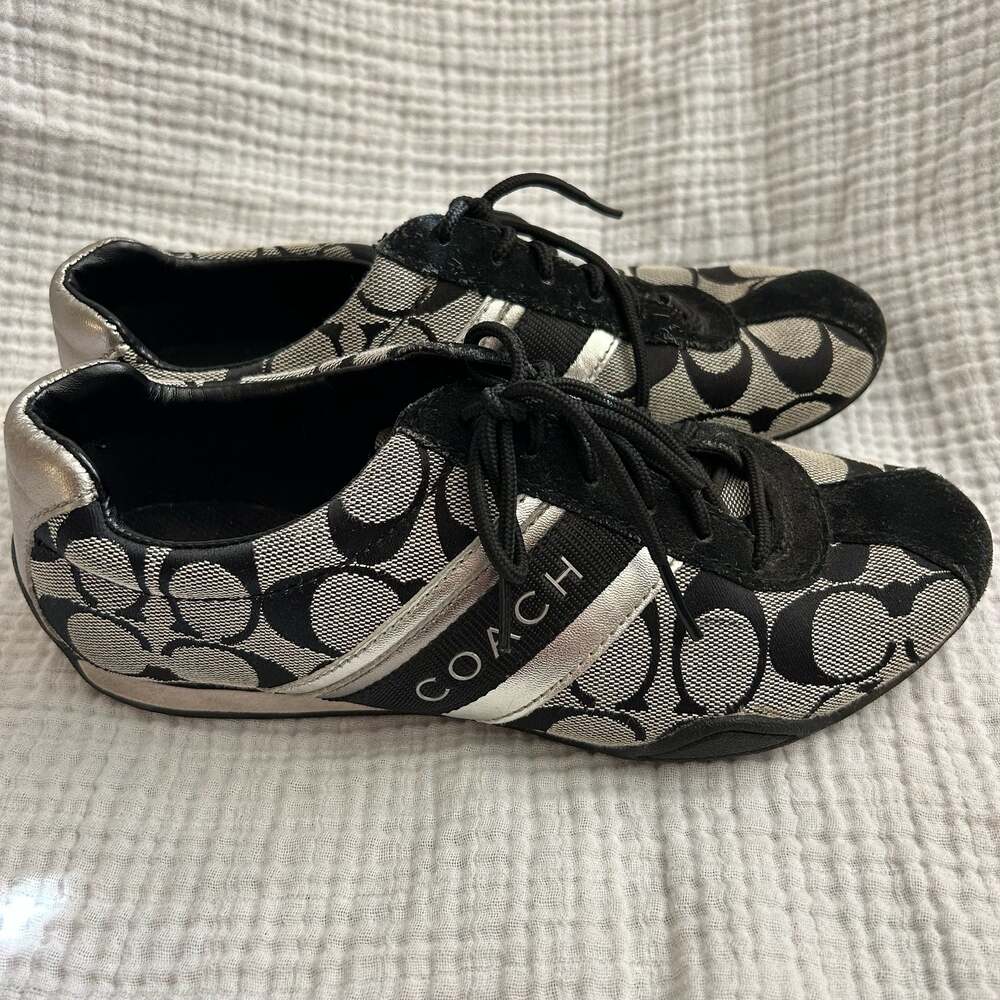 WOMENS COACH CASUAL SHOES SIZE 6M